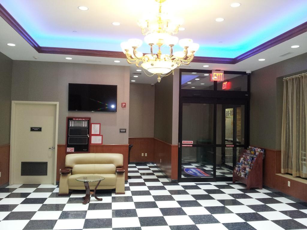 Howard Johnson By Wyndham Jamaica Ny Near Airtrain Jfk Nova Iorque Exterior foto