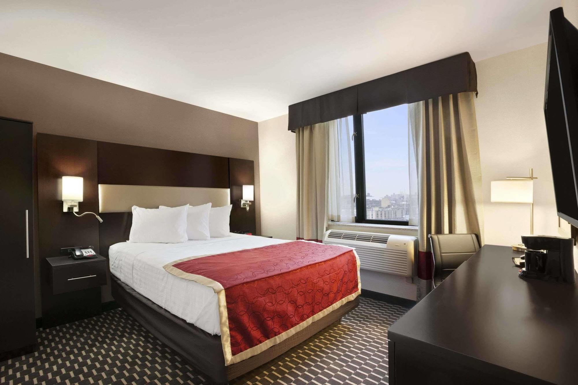 Howard Johnson By Wyndham Jamaica Ny Near Airtrain Jfk Nova Iorque Exterior foto